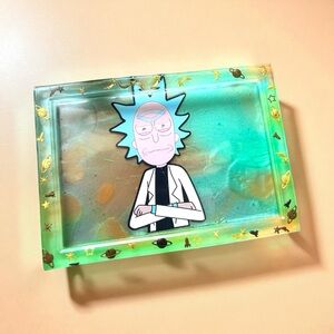 Quantum Glow Tray Partial Glow in the Dark Rick and Morty
